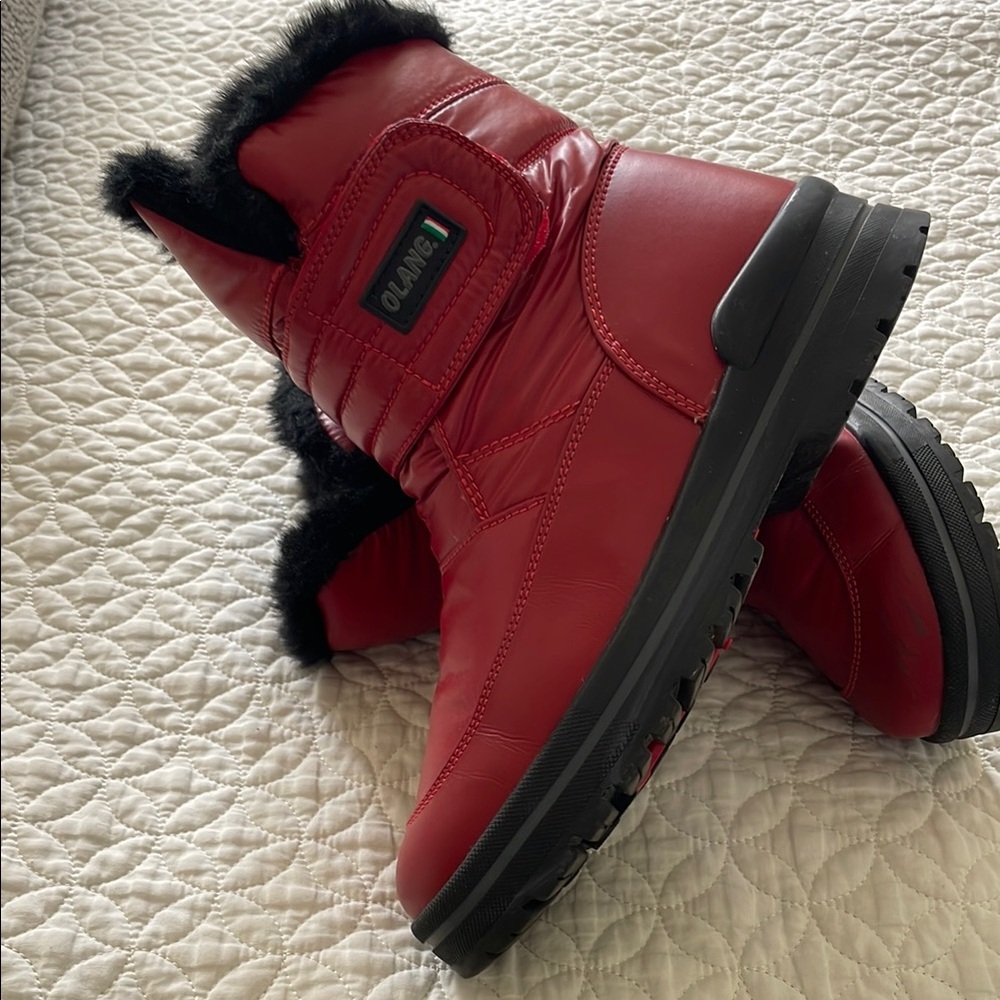 Women's Red Winter Boots